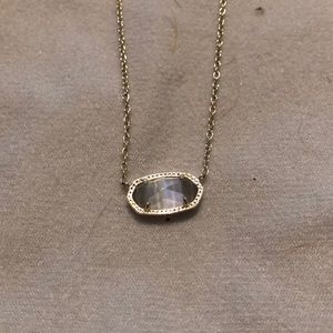 Kendra Scott necklace